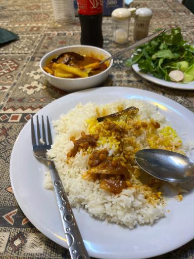 عکس غذاخوری ضیافت 