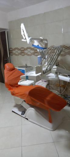 عکس ساختمان پزشکان قمربنی هاشم