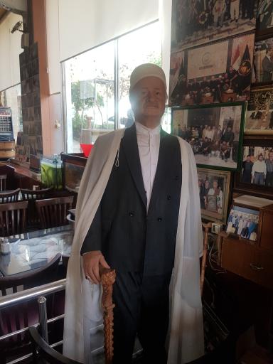 عکس رستوران لاله صحرا