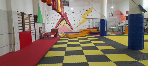 عکس باشگاه نیرو نشاط