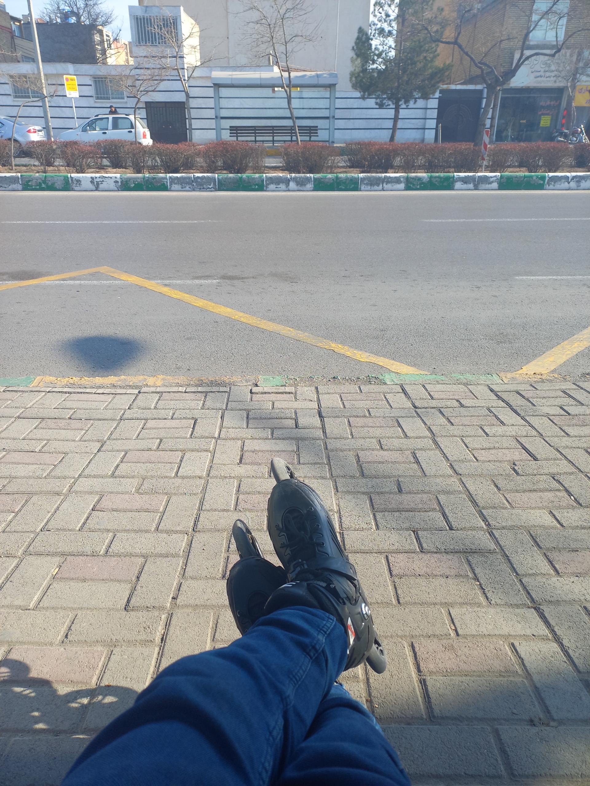 عکس  ابتدای ادیب