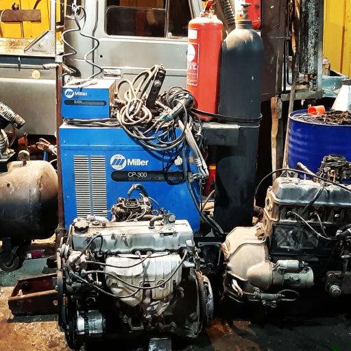 عکس تعمیرگاه تخصصی تویوتا نیسان ایران آفرود