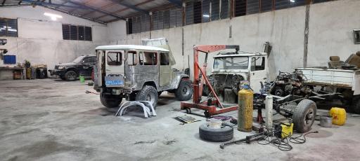 عکس تعمیرگاه تخصصی تویوتا نیسان ایران آفرود