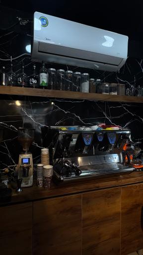 عکس کافه رویال 