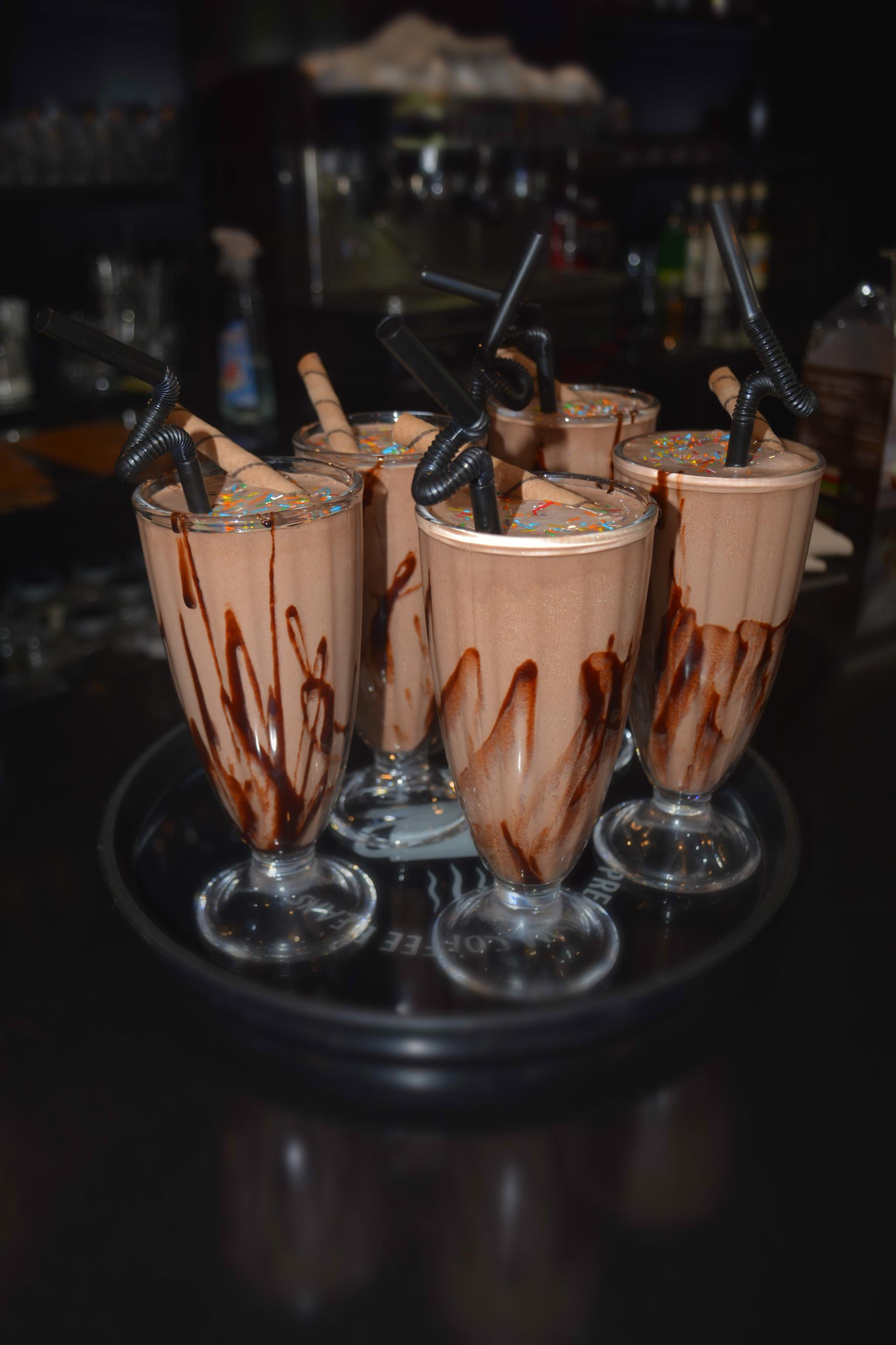 عکس کافه فست فود هاویر