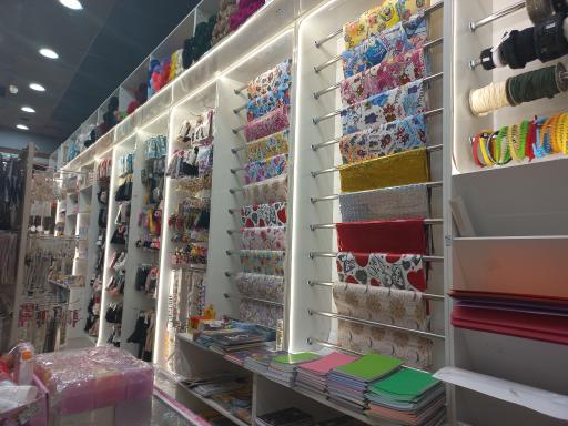 عکس خرازی و تحریر شهبازی