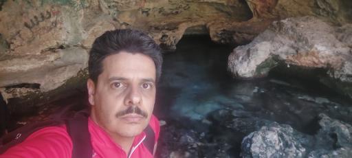 عکس آبشار آب ملخ (تخت سلیمان)