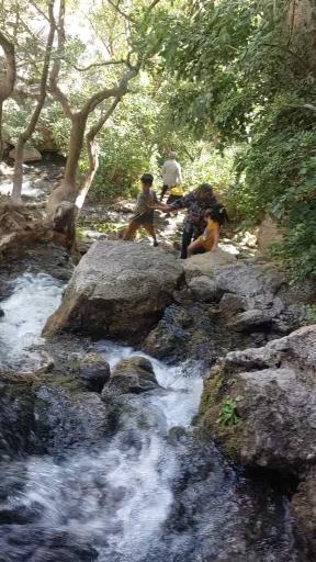 عکس آبشار آب ملخ (تخت سلیمان)