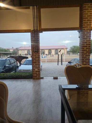 عکس باشگاه سوارکاری سرچمی
