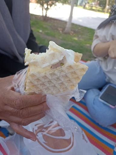 عکس بستنی  سنتی فلاح