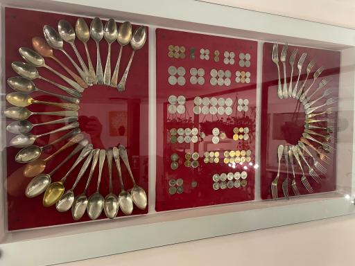 عکس رستوران سنتی می جان