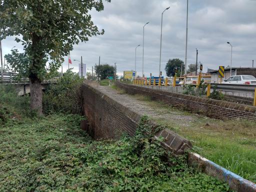 عکس پل گازروبار