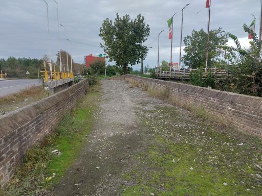 عکس پل گازروبار