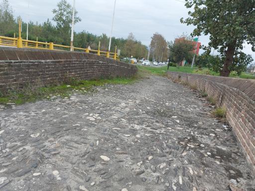 عکس پل گازروبار