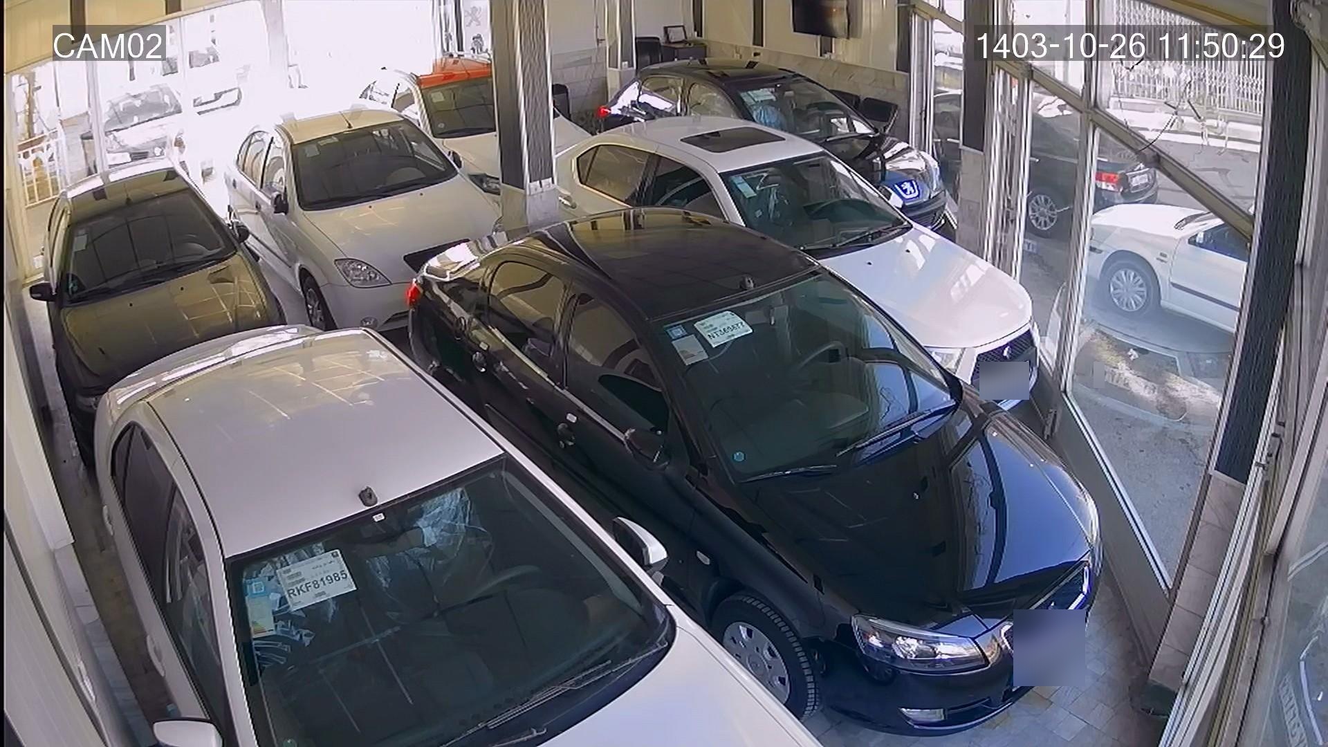 عکس نمایشگاه اتومبیل دولت آبادی