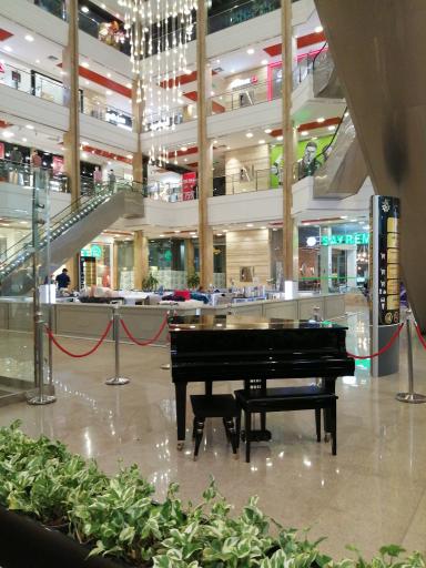 عکس کوروش برند سنتر