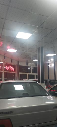 عکس نمایشگاه اتومبیل دولت آبادی