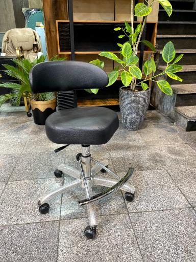 عکس تجهیزات آرایشگاهی و اداری قمری