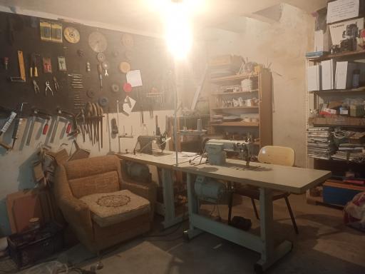 عکس تولیدی و تعمیرات مبل کیانی 