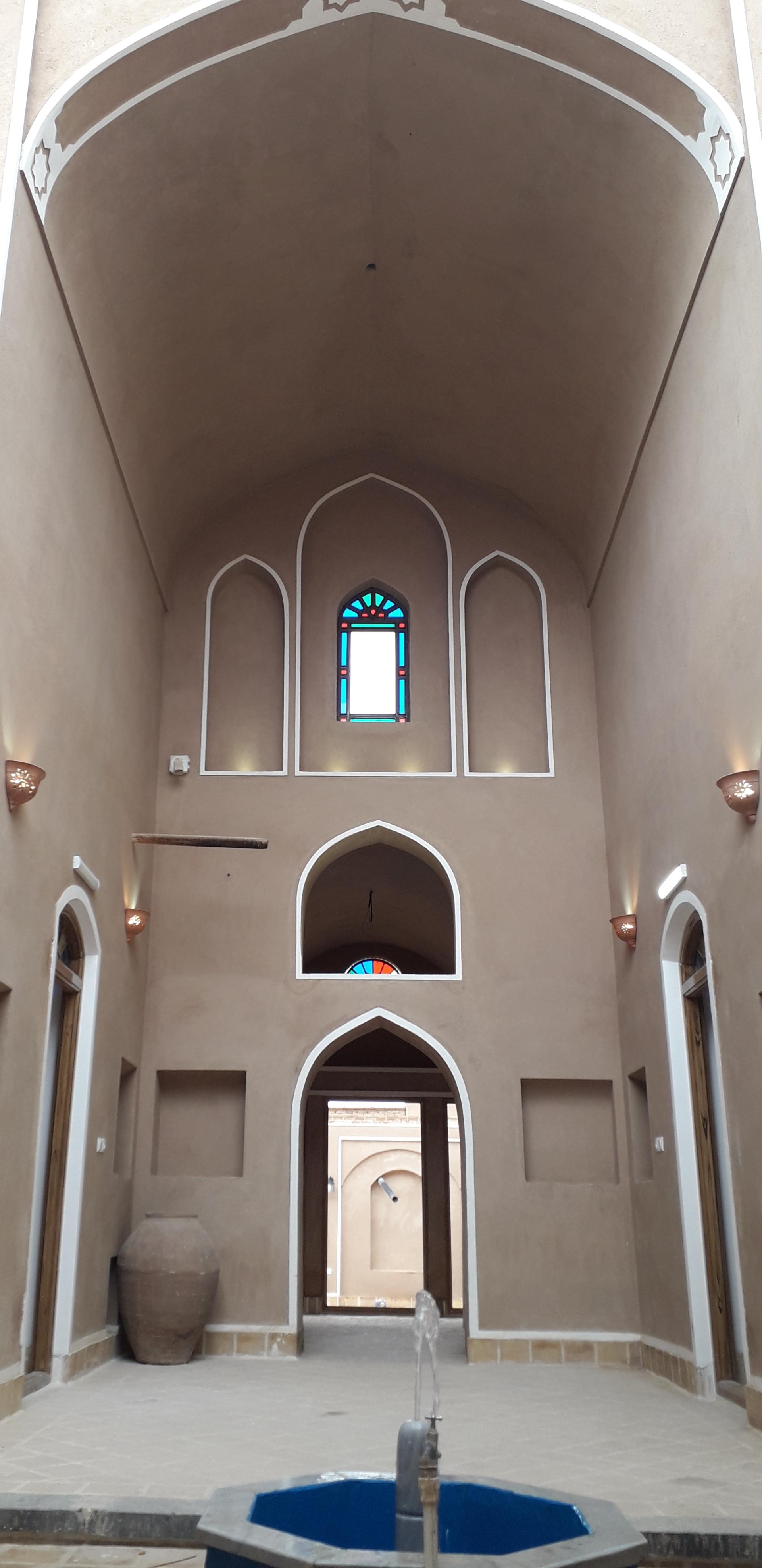 عکس بوم‌گردی استاد حسین اردکانی 