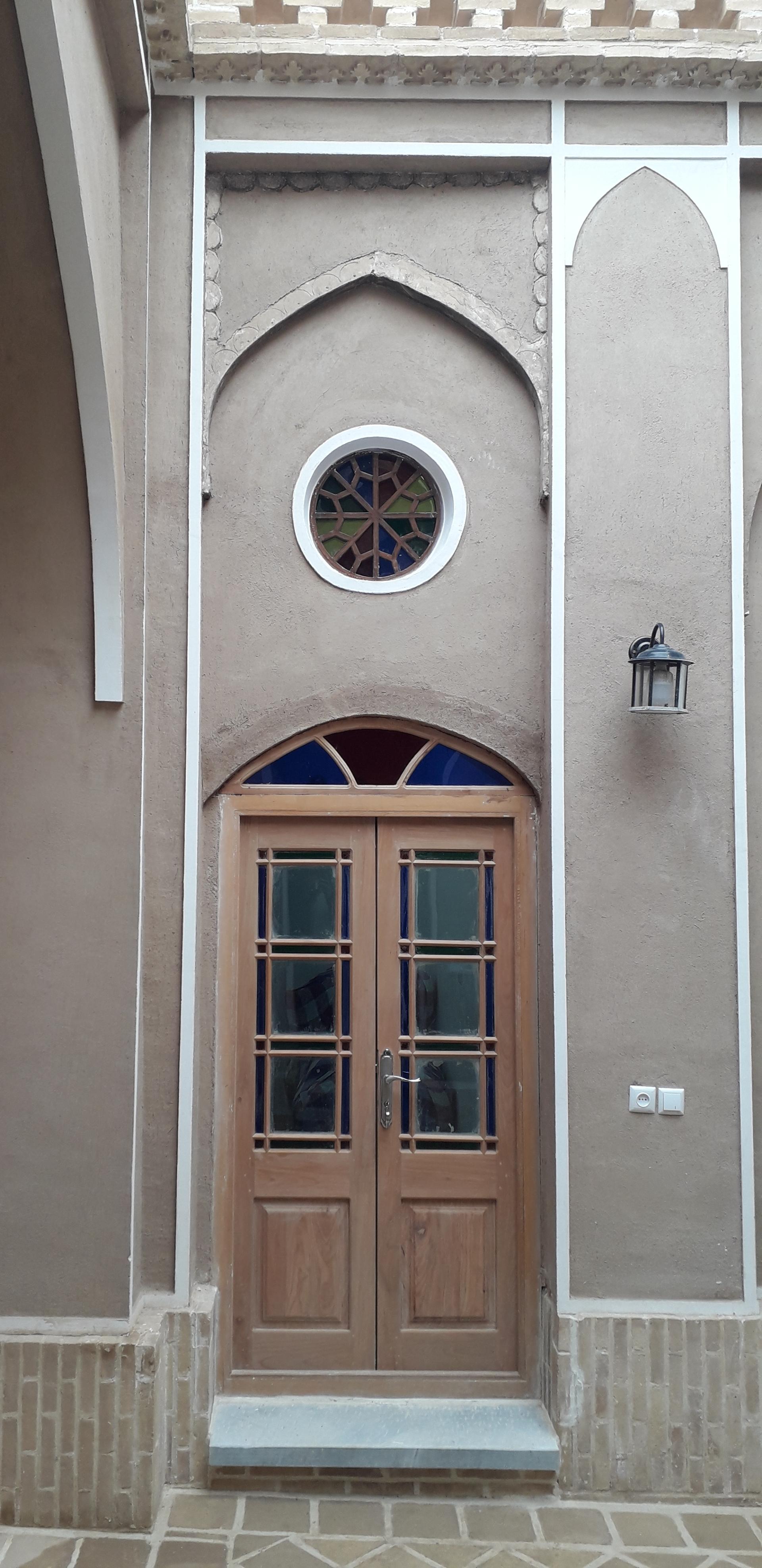 عکس بوم‌گردی استاد حسین اردکانی 