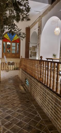 عکس عمارت صالحی