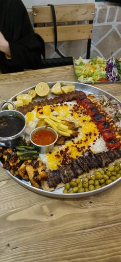 عکس عمارت صالحی