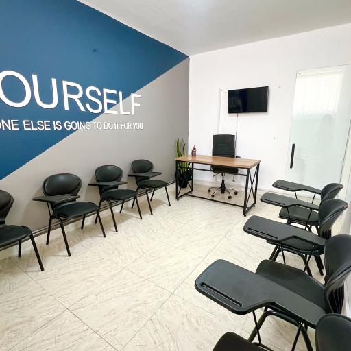 عکس آموزشگاه فنی و حرفه ای مهرازی