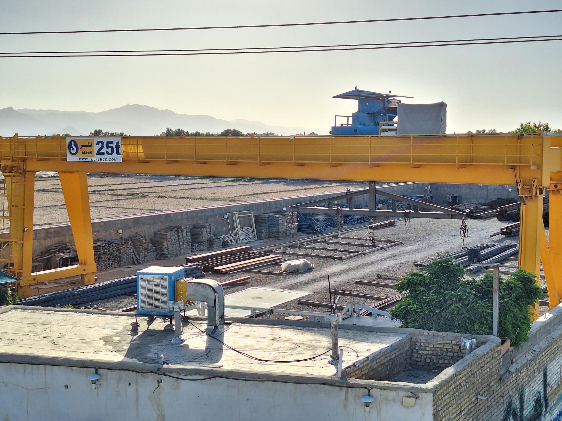 عکس انبار آهن غدیر (شرکت فولاد حامیان غدیر)