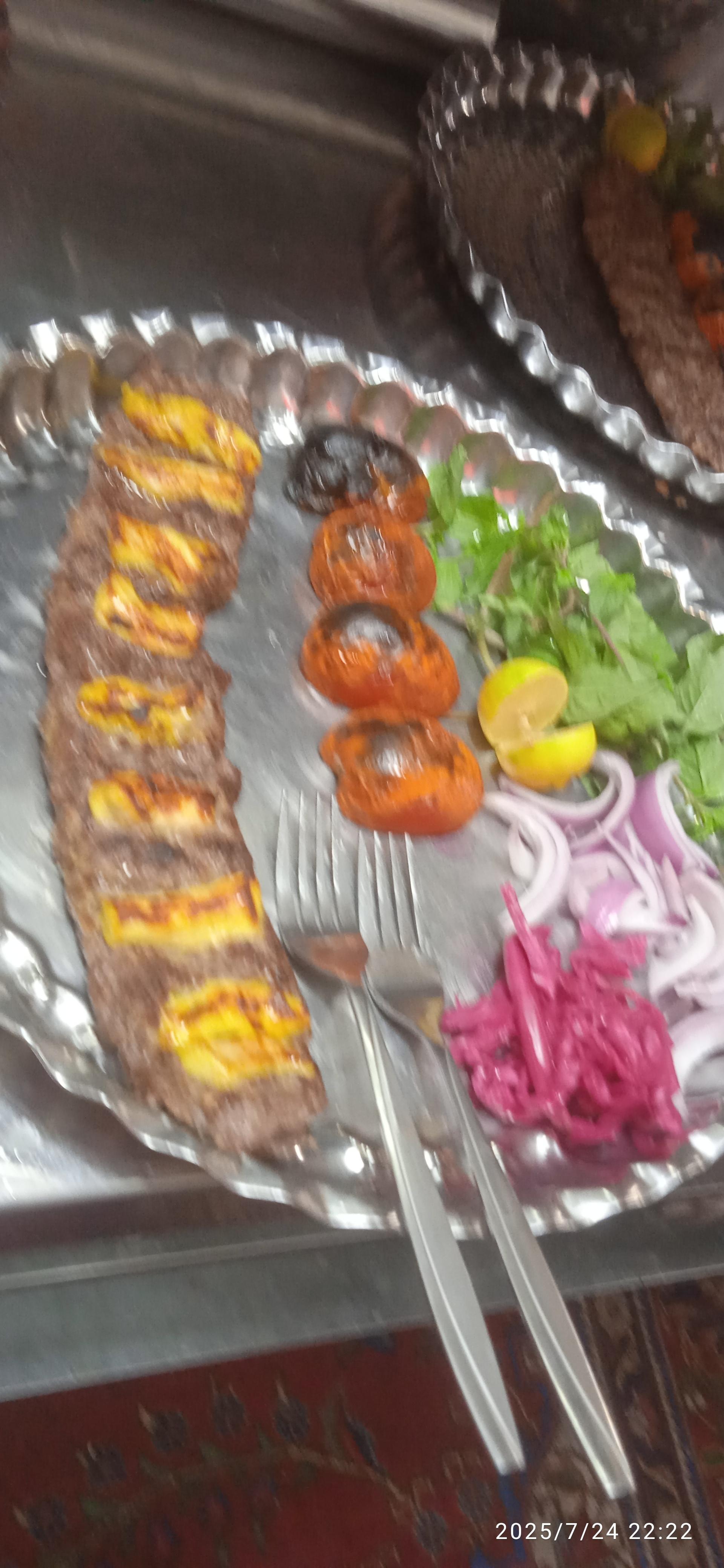 عکس کباب ساطوری بناب حیدر بابا