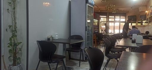 عکس رستوران لاله صحرا