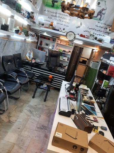 عکس خدمات امنیتی و کامپیوتری دژآلارم