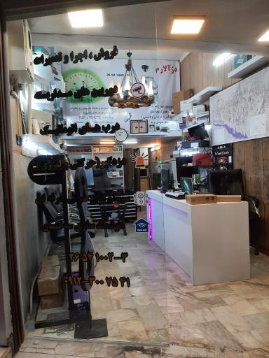 عکس خدمات امنیتی و کامپیوتری دژآلارم