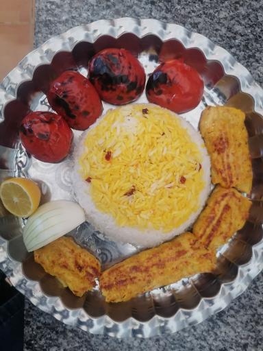 عکس رستوران عمو حسین 