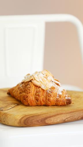 عکس کافه لومییر 