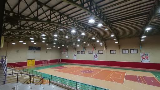 عکس سالن ورزشی زیتون