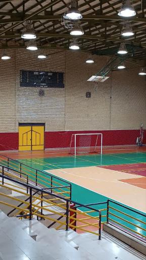 عکس سالن ورزشی زیتون