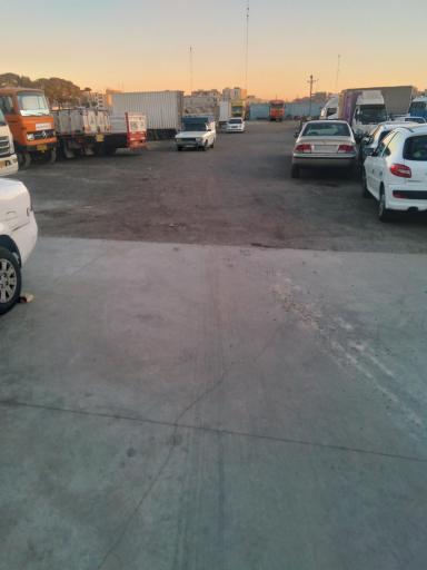 عکس گاراژ اردلان و پارکینگ 