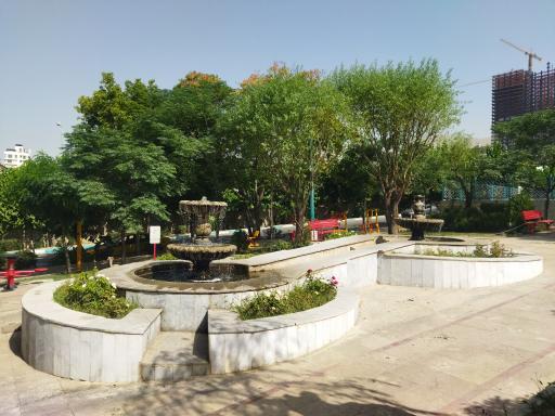 عکس بوستان کوی لاله