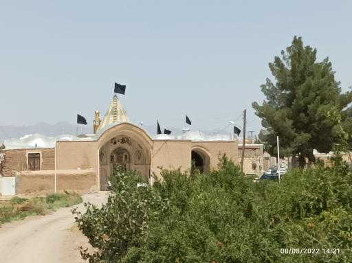 عکس مرقد مطهر امام زادگان حسین و زین الدین و قدمگاه حضرت خضر نبی