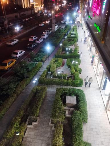 عکس مجتمع تجاری های سی