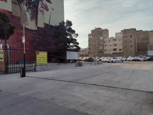 عکس پارکینگ شبانه روزی سپنتا