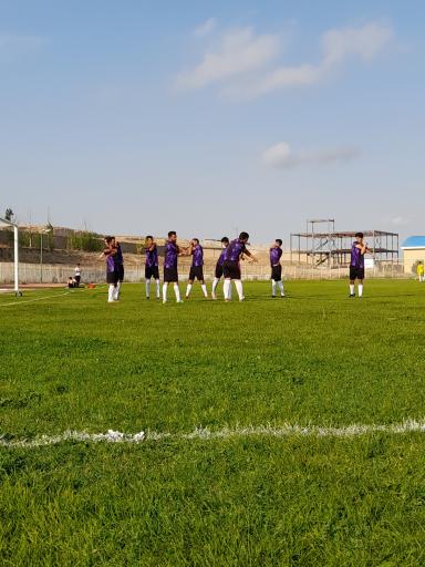 عکس زمین چمن فوتبال نیر