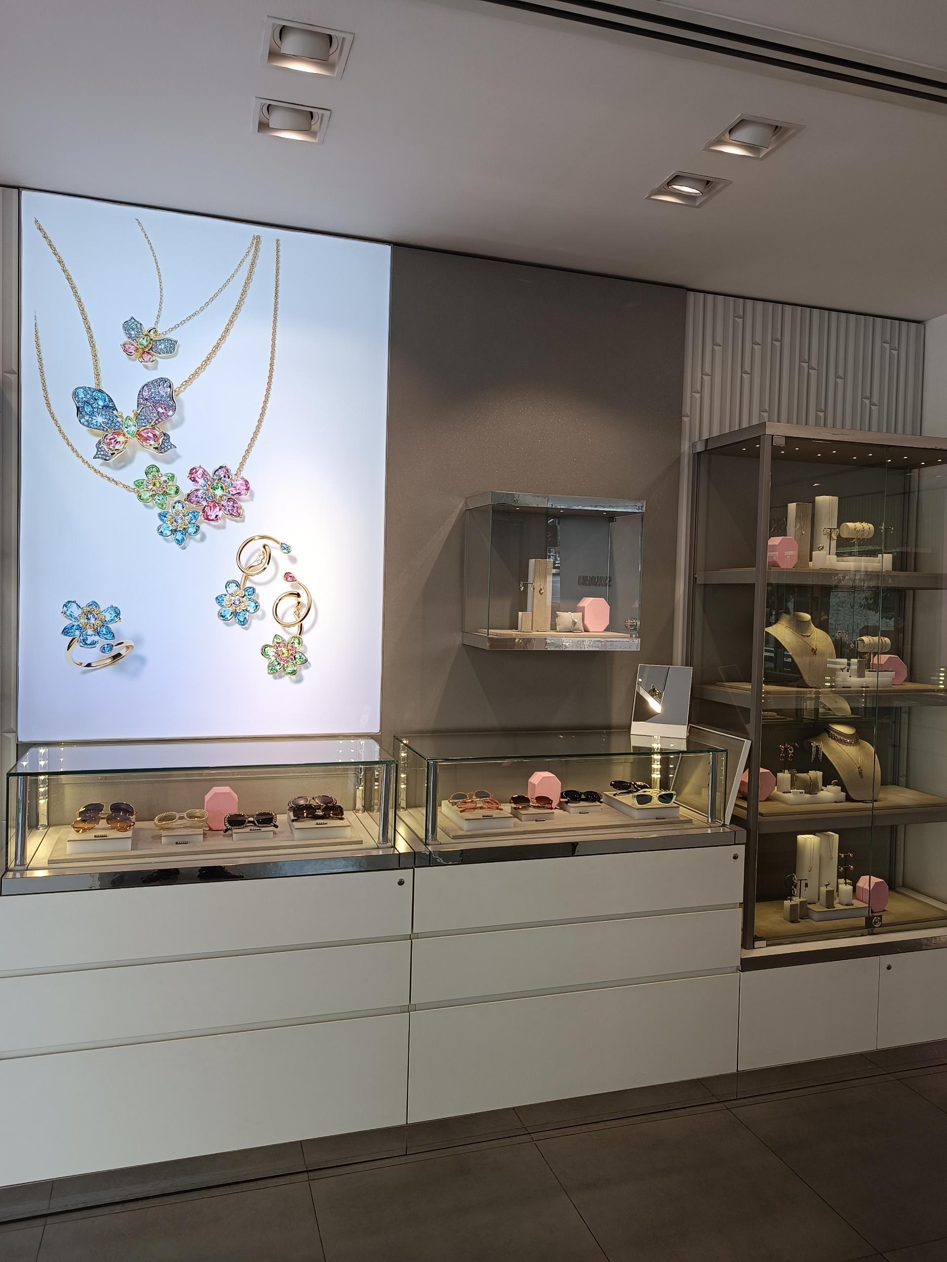 عکس سواروسکی