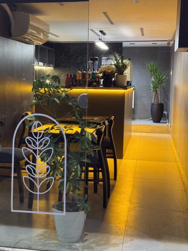 عکس کافه مون