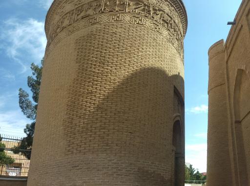 عکس برج چهل دختر