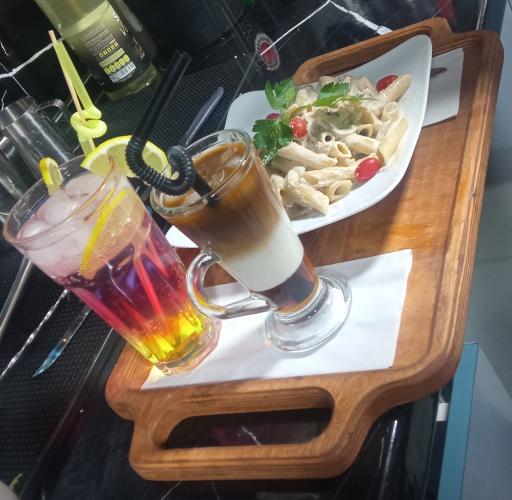 عکس کافه عشقیا