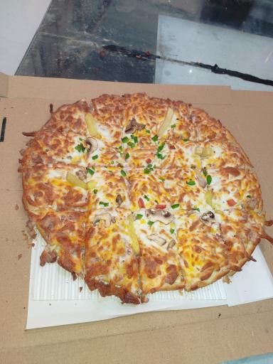 عکس پیتزا دینامیت