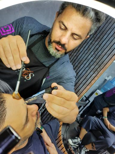 عکس پیرایش افشین