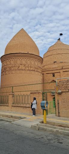 عکس برج چهل دختر